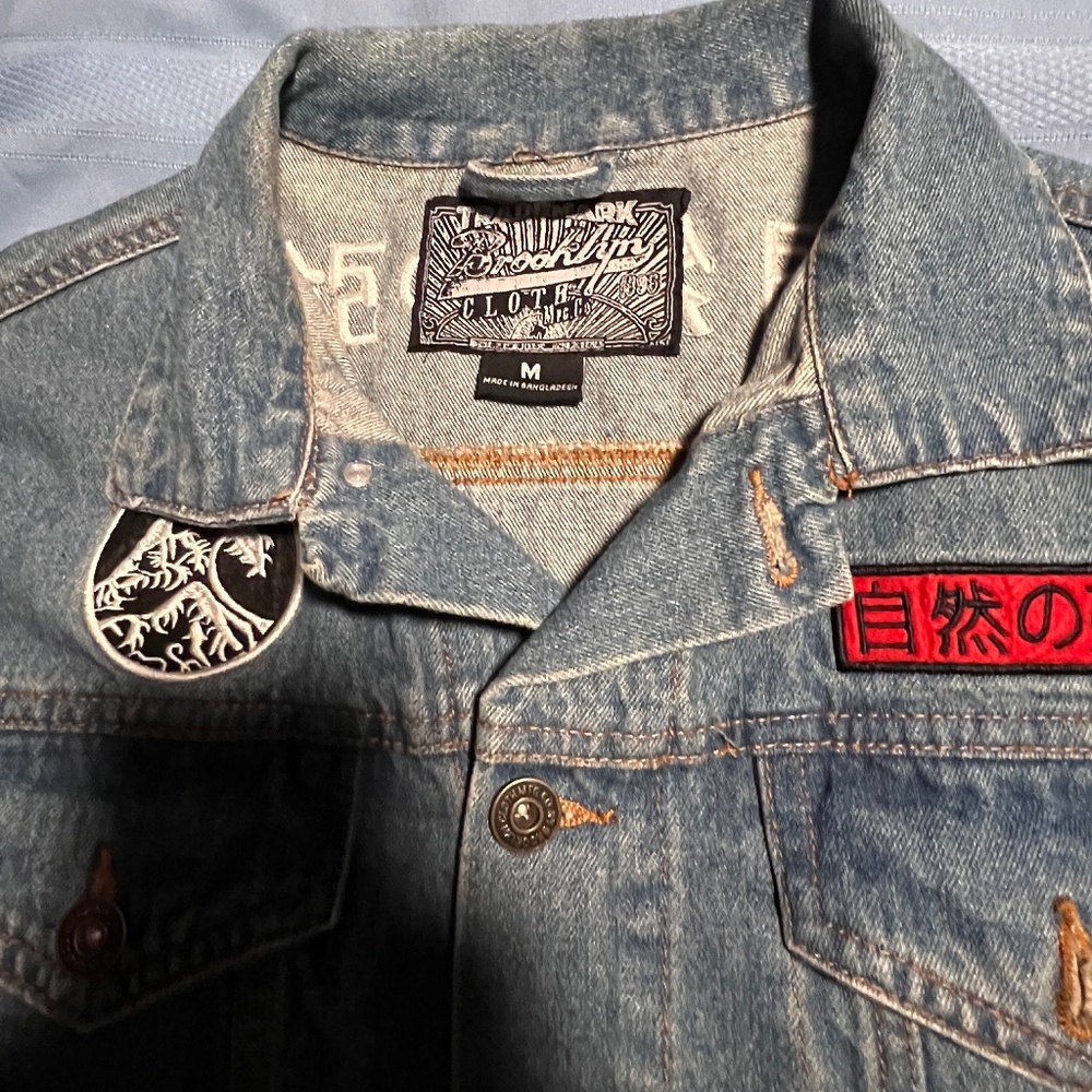 Custom Designed Denim Jacket Medium - Picture 10 of 10